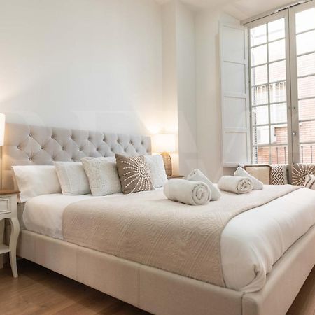 Dreamy Mediterranean Apartment With Parking - Center By Rems Malaga Exterior photo